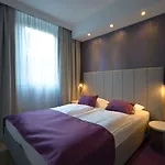 Emonec 3* Ljubljana