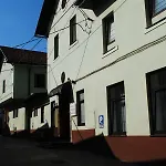 Emonec