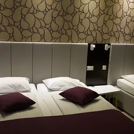 Emonec Hotell Ljubljana